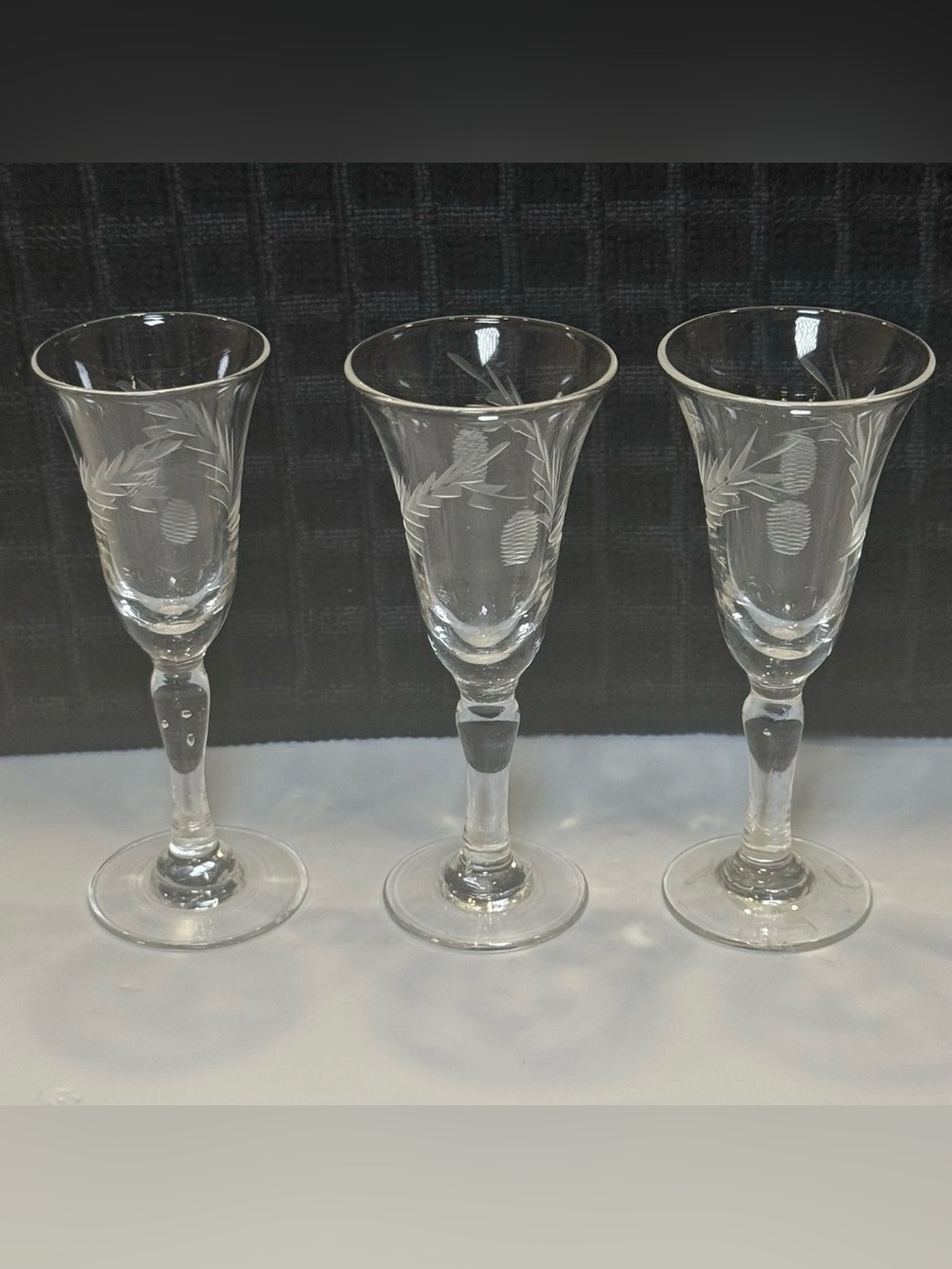 Vintage Etched Sherry Liqueur Sippers Glasses
Lot Of 3- Cut Pine Thistle Laurels